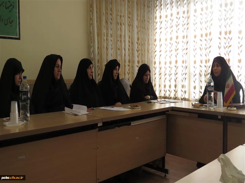 جلسه شورای اداری پردیس برگزار گردید. 3