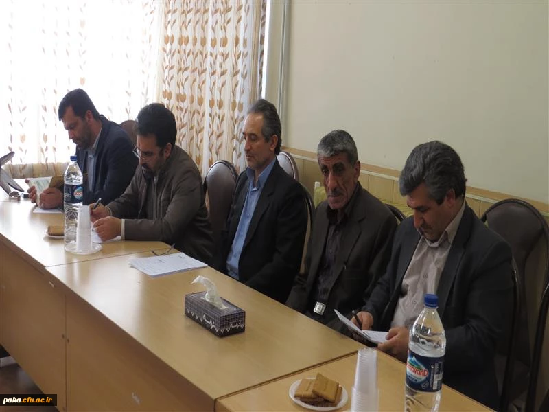 جلسه شورای اداری پردیس برگزار گردید. 4