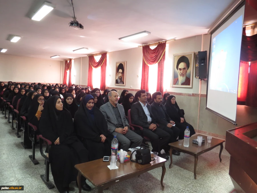 جلسه توجیهی دانشجو معلمان ورودی 96-11395 گردیس امیرکبیر البرز 3