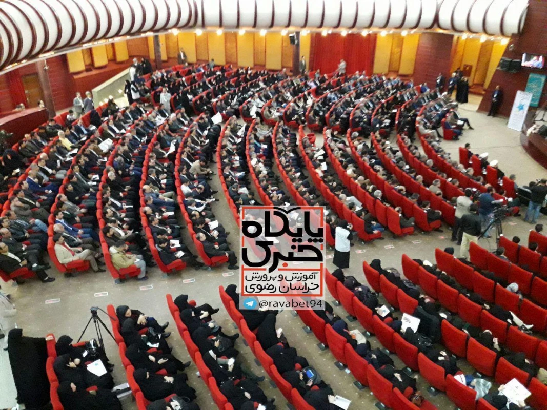 حضور سرکار خانم دکتر کوسیایی در افتتاحیه جشنواره  فیلم رشد به نمایندگی از دانشگاه فرهنگیان استان البرز 3