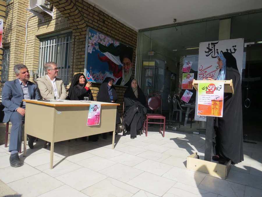 یرگزاری تریبون ازاد 6