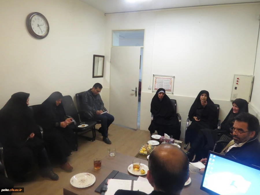 اولین جلسه معاونت توسعه منابع وامور دانشجویی پردیس امیر کبیر با همکاران 3