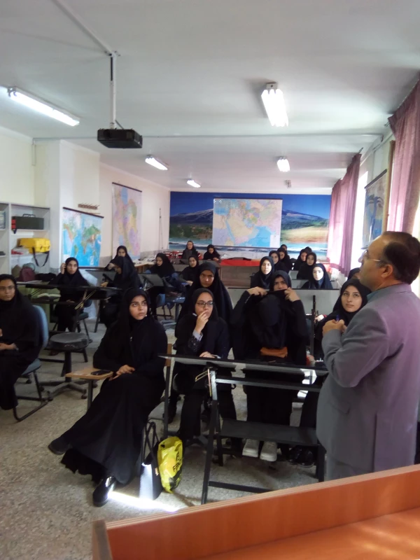 برگزاری کارگاه آشنایی با رشته آموزش جغرافیا 5