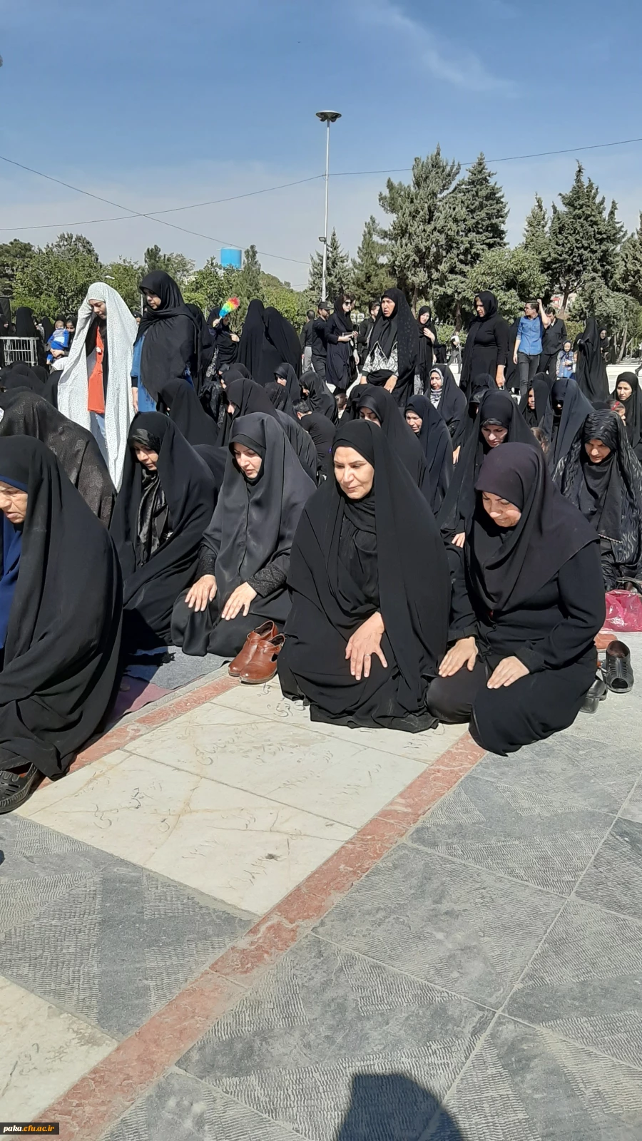 حضور مسئولین و دانشجو معلمان پردیس در مراسم اربعین حسینی 3