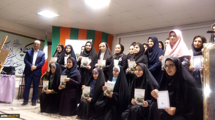 رونمایی از کتاب هفتاد داستان در یک بوستان 2