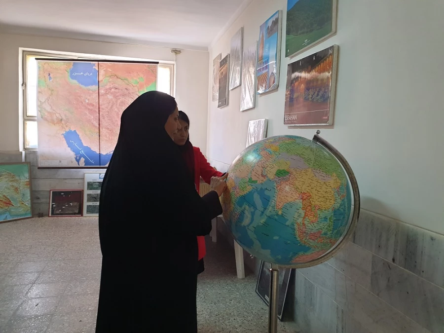 نمایشگاه جغرافیا و دستاوردهای کمک آموزشی 4